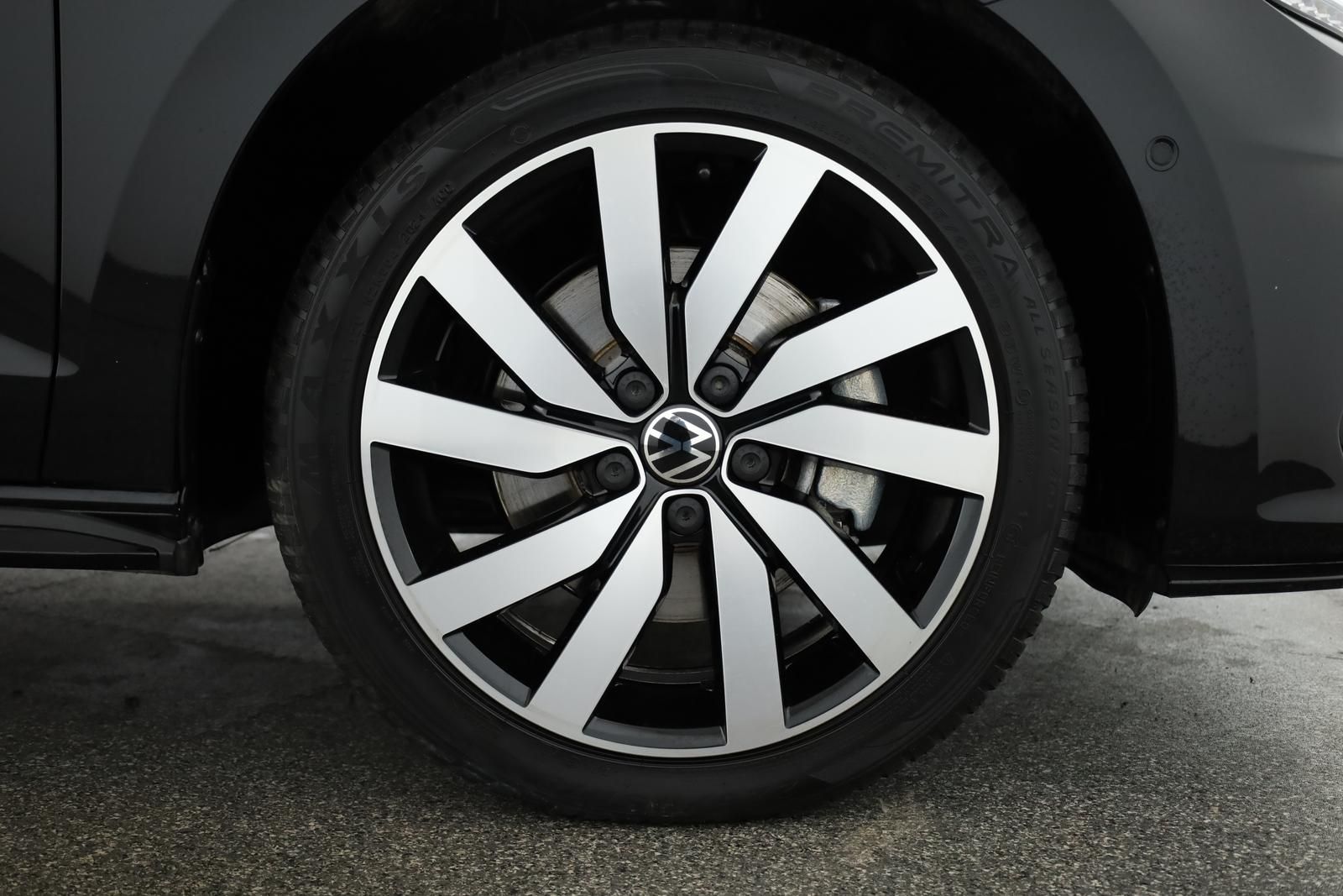 Volkswagen Touran 2.0 TDI DSG Highline R-Line 7 Pano 18 AHK foto 23