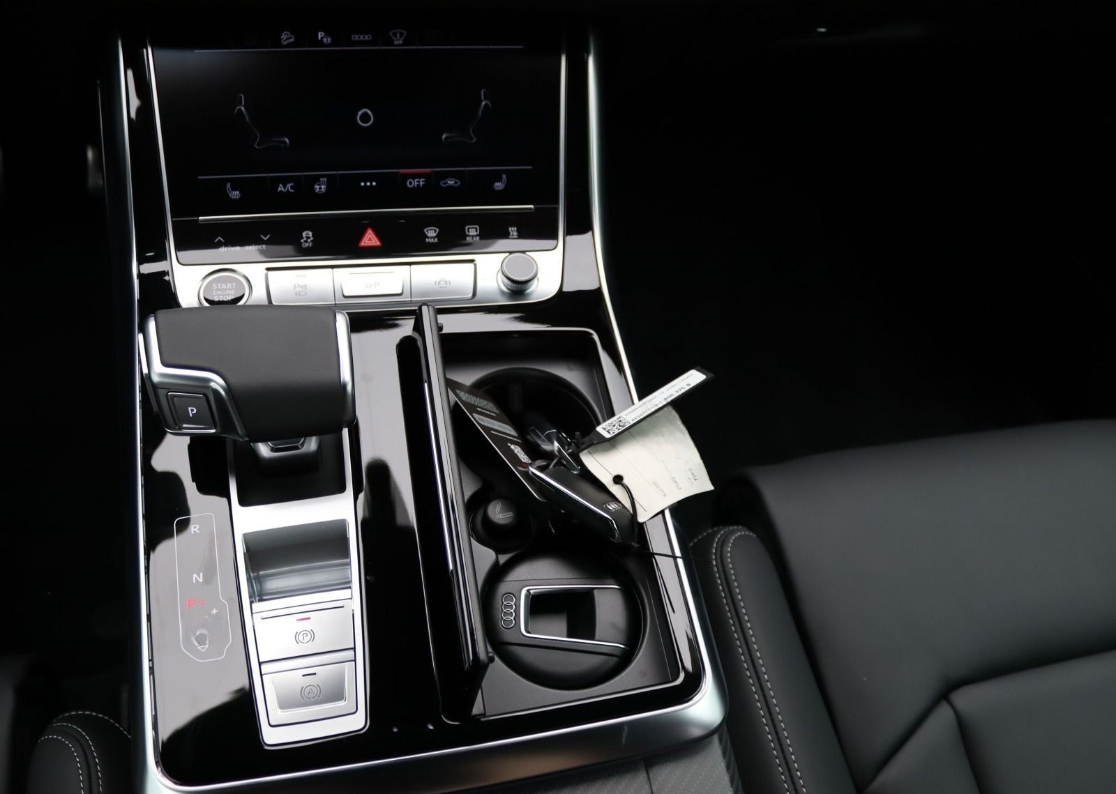 Audi Q8 S-Line 55 TFSI quattro / Pano, Laser, Standh foto 17