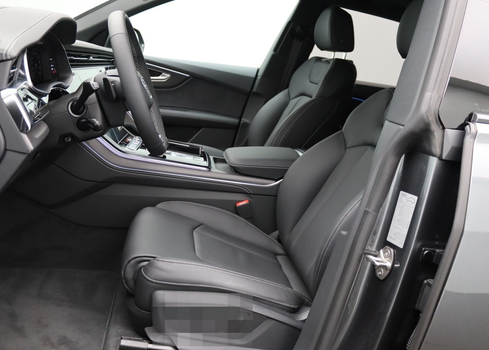 Audi Q8 S-Line 55 TFSI quattro / Pano, Laser, Standh foto 10