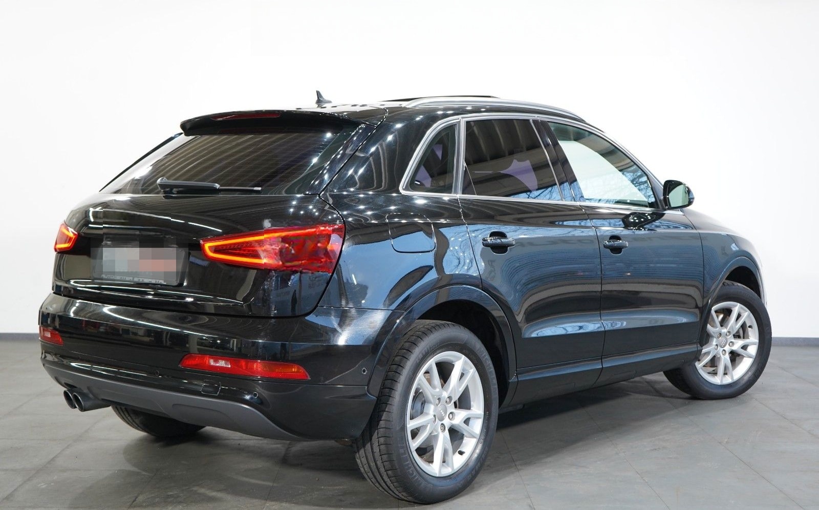 Audi Q3 2.0 TFSI quattro S line*Pano*Keyless*Bose* foto 4