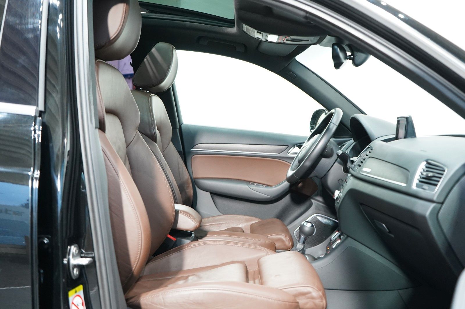 Audi Q3 2.0 TFSI quattro S line*Pano*Keyless*Bose* foto 10