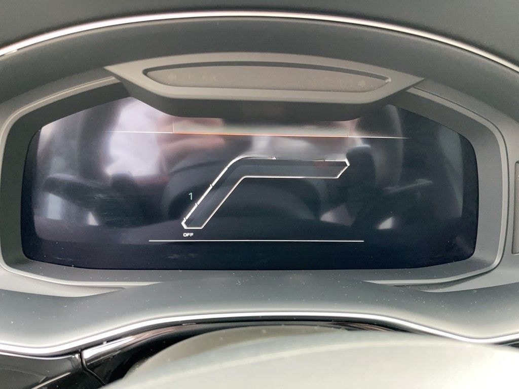 Audi RS Q8 4.0 TFSI quattro Pano Matrix LED Assistenz foto 14