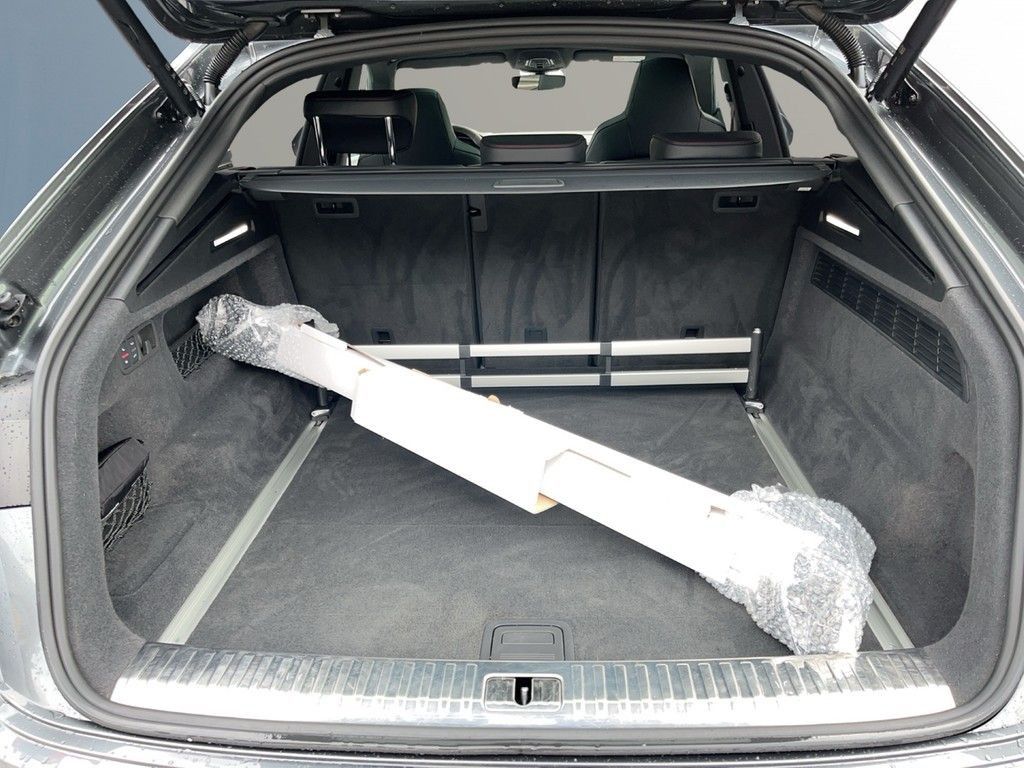 Audi RS Q8 4.0 TFSI quattro Pano Matrix LED Assistenz foto 17