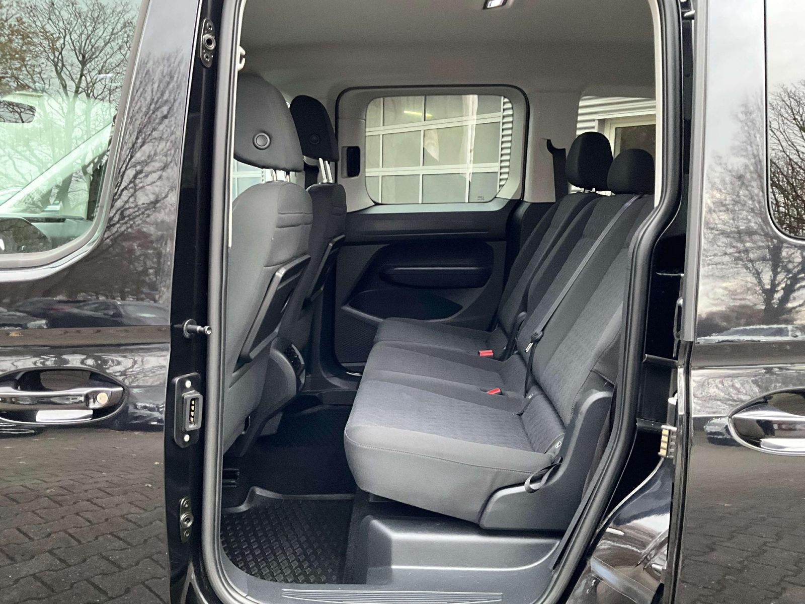 Volkswagen Caddy 1,5 TSI  Life  foto 18