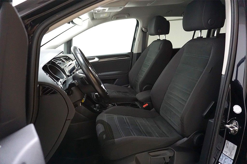Volkswagen Touran 1.5TSI DSG Highline 7-Sitzer AHK Navi LED foto 7