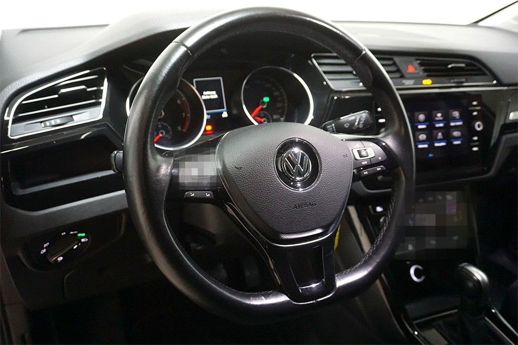 Volkswagen Touran 1.5TSI DSG Highline 7-Sitzer AHK Navi LED foto 8