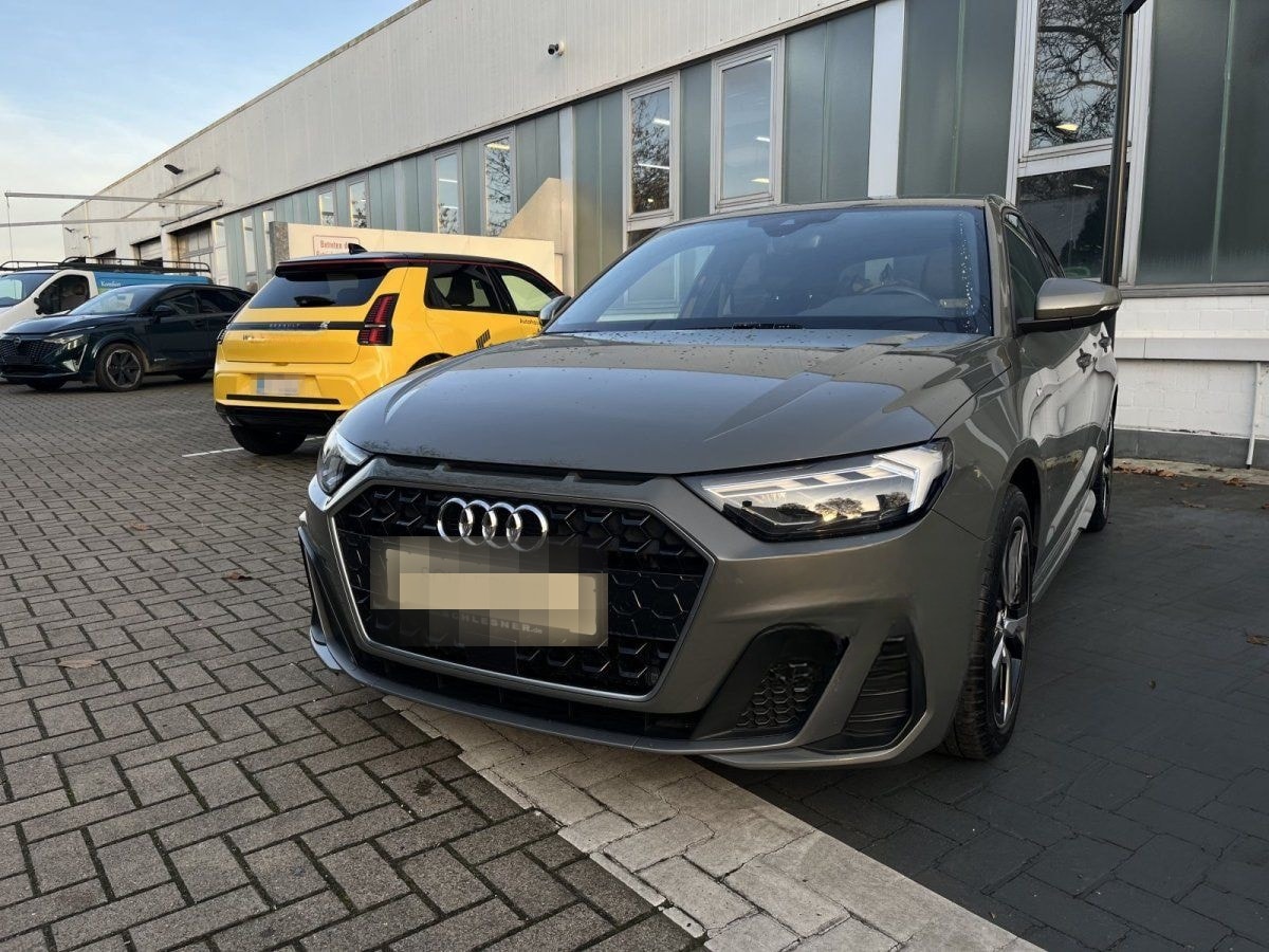 Audi A1 Sportback   30 TFSI S line foto 2
