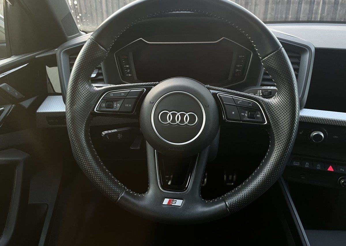Audi A1 Sportback   30 TFSI S line foto 14