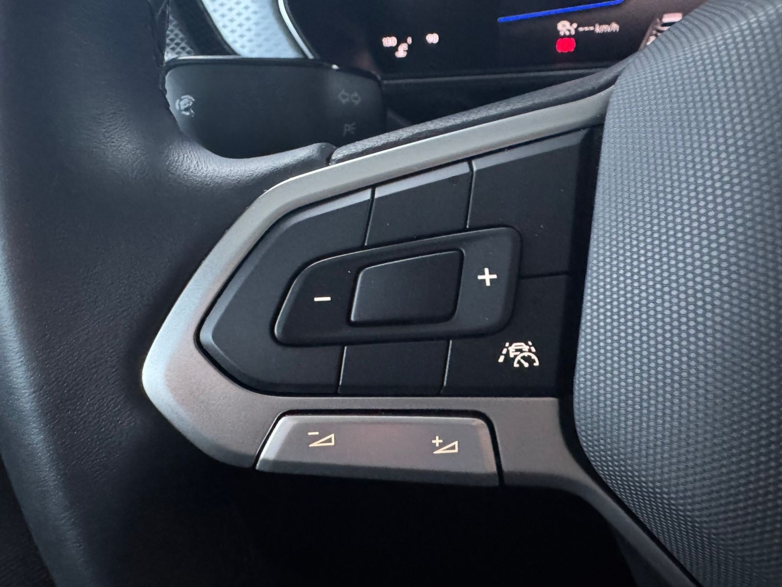 Volkswagen T-Cross 1.0 TSI Life APP/ACC/NAVI/ALLSEASON foto 18