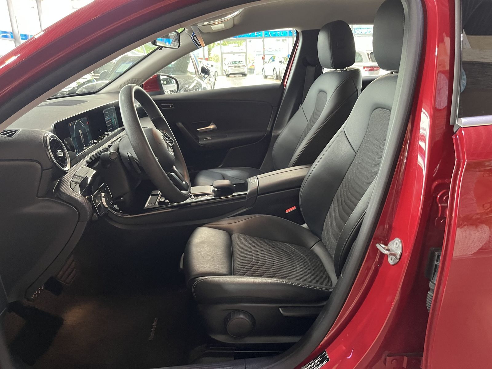 Mercedes-Benz A 200 d 4Matic*Navi*R-Cam*TeiLeder*CarPlay*SHZ* foto 8