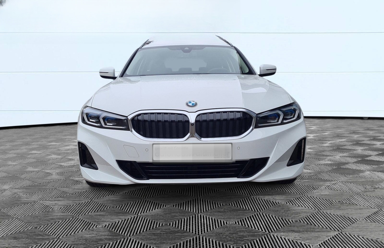 BMW 318d Touring foto 3