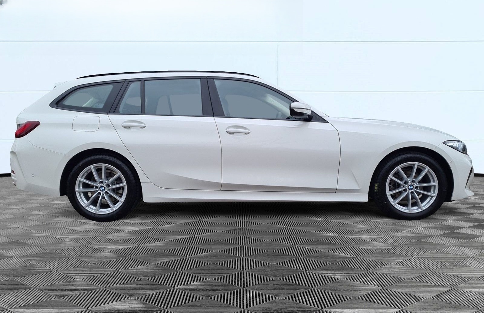 BMW 318d Touring foto 4