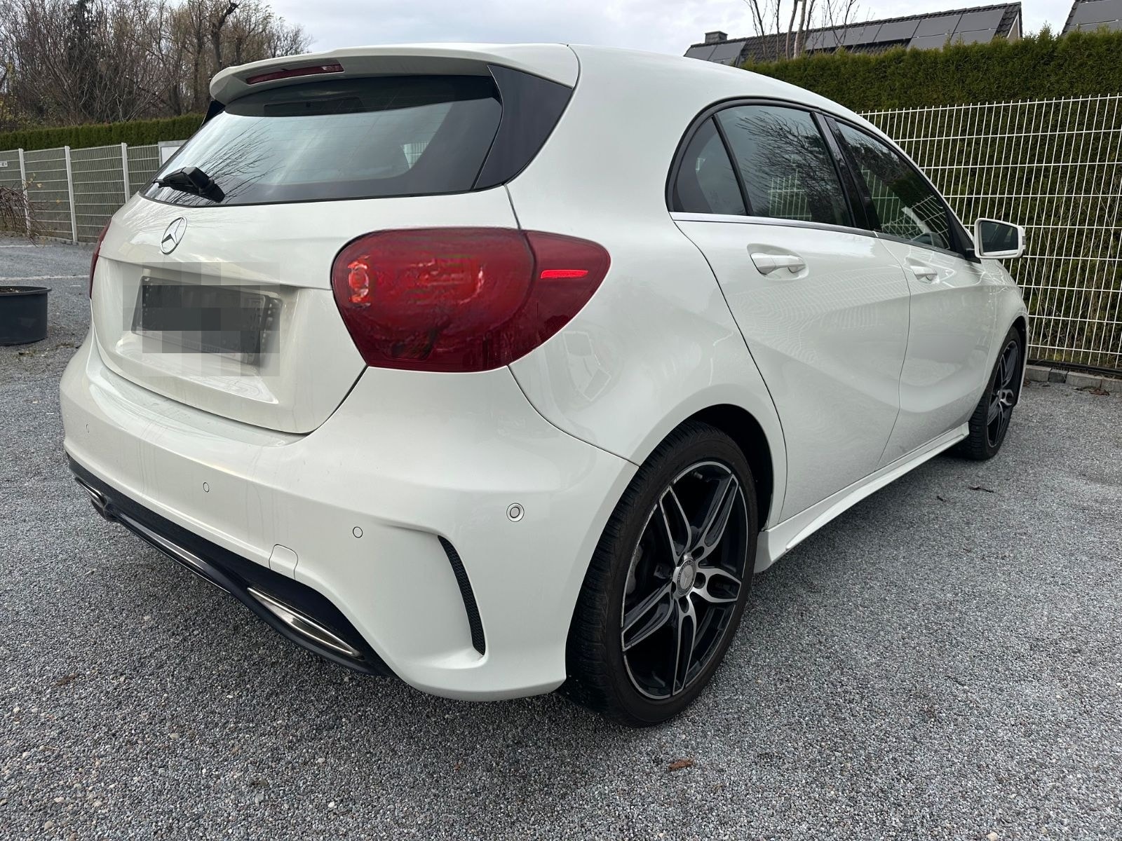 Mercedes-Benz A 180 BlueEfficiency Automatik AMG Paket foto 4