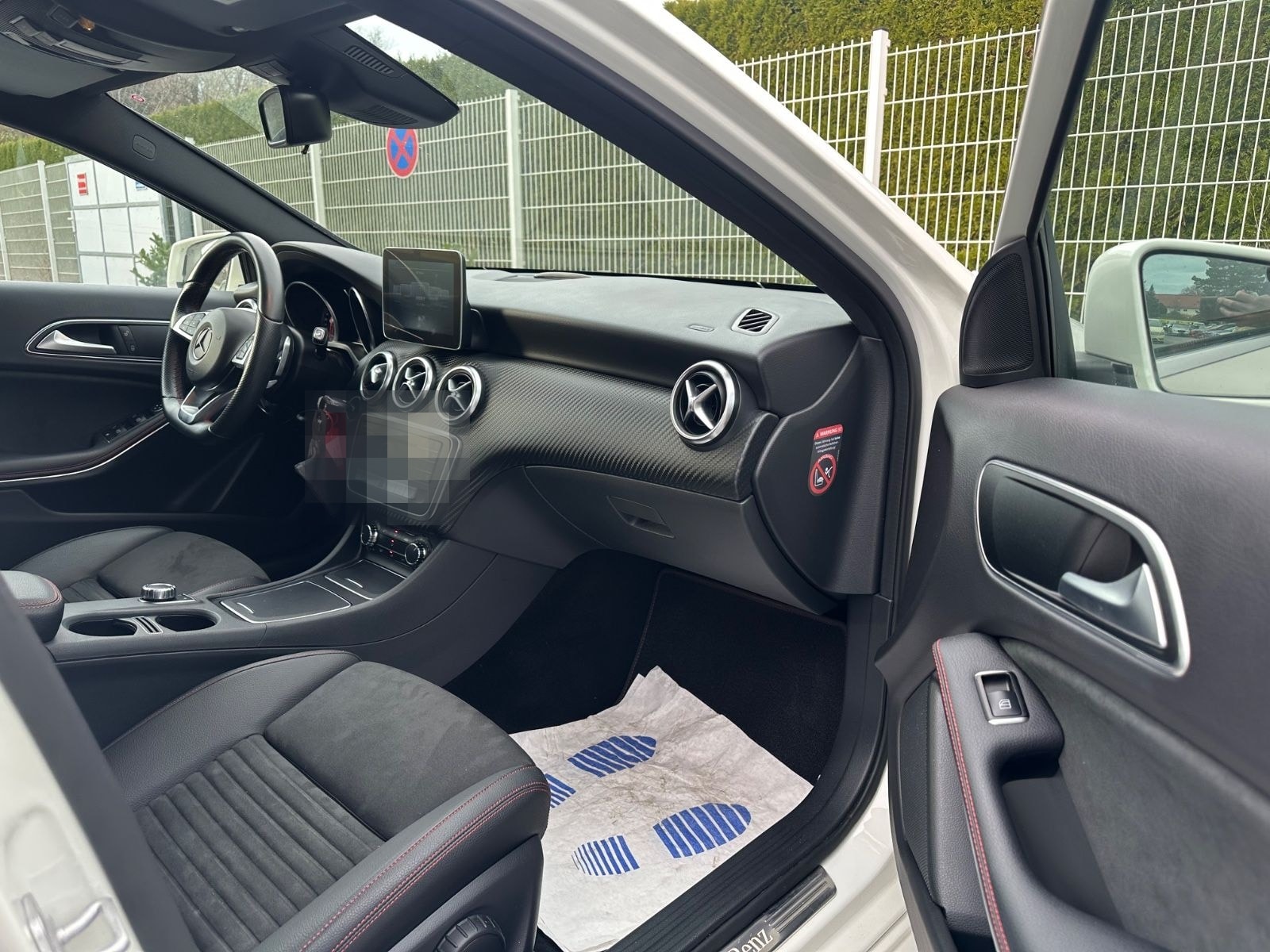 Mercedes-Benz A 180 BlueEfficiency Automatik AMG Paket foto 9