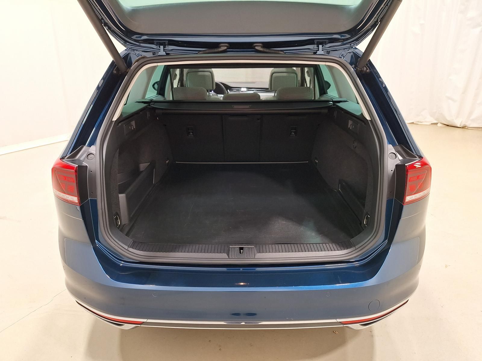 Volkswagen Passat Variant 1.4 TSI DSG GTE HuD|Navi|Pano|360 foto 14