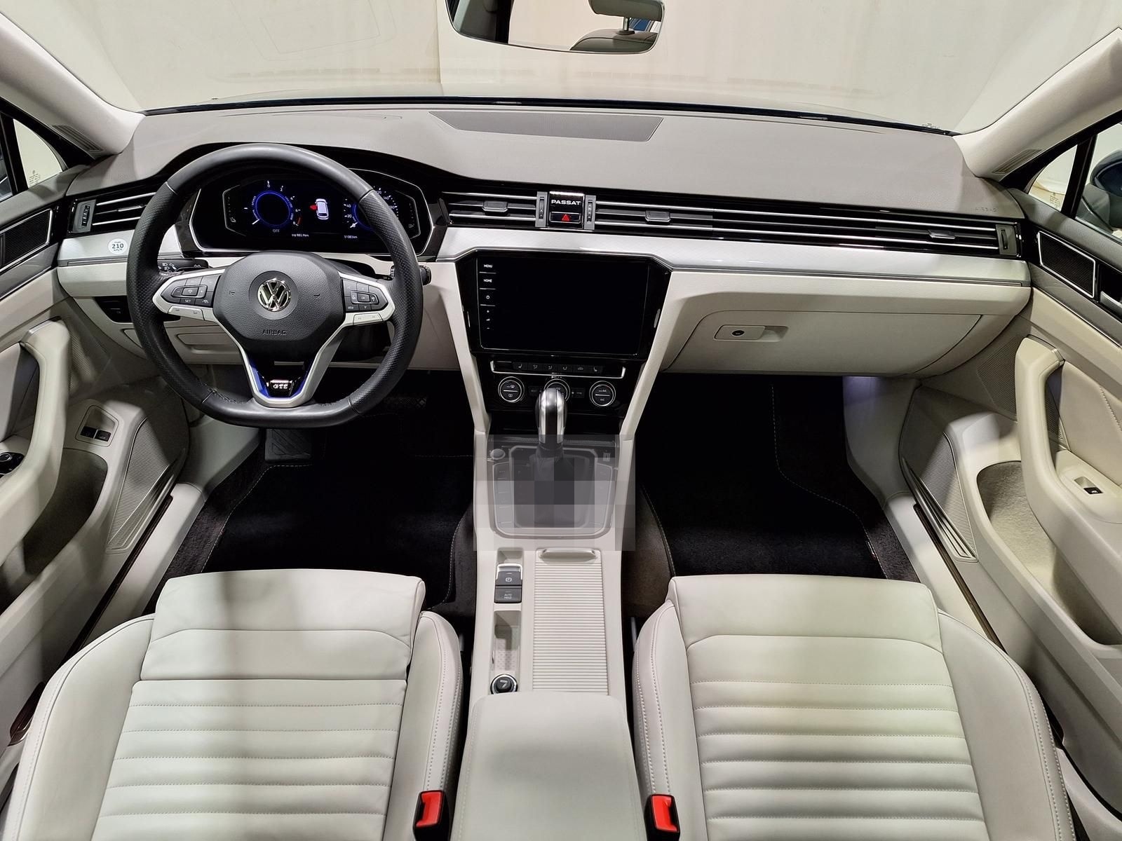 Volkswagen Passat Variant 1.4 TSI DSG GTE HuD|Navi|Pano|360 foto 17