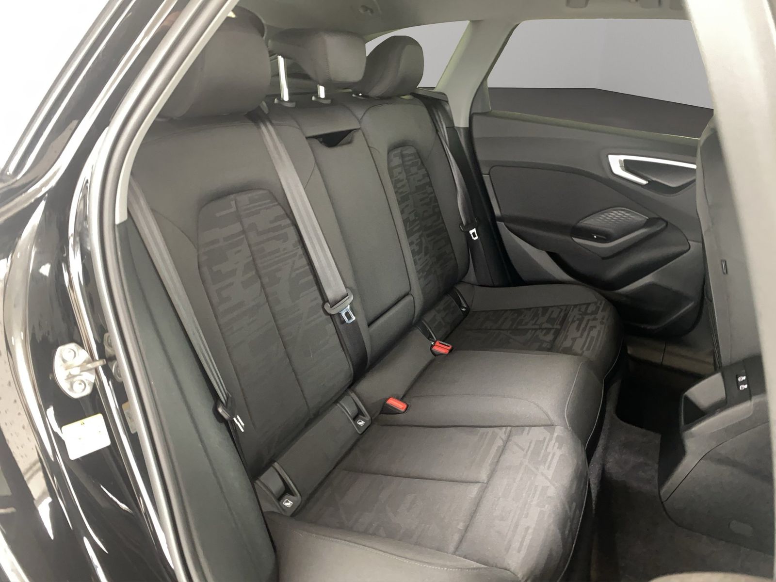 Audi A5 Avant (AHK.PDC PLUS.NAVI.GRA.SHZ.LED) 2.0 TFS foto 7