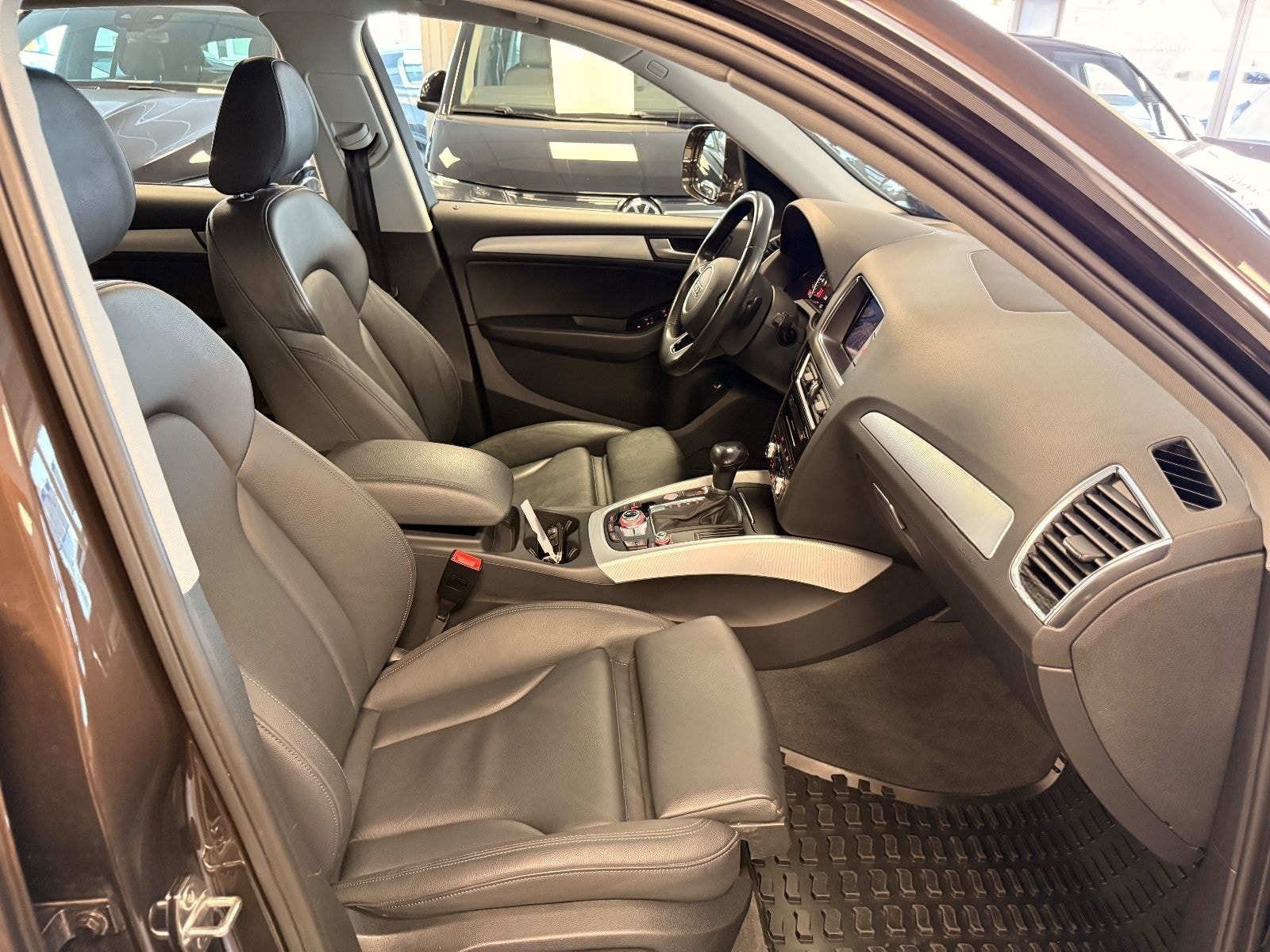 Audi Q5 3.0 TDI S-line/Quattro/Automatik/2.Hand/Navi foto 15