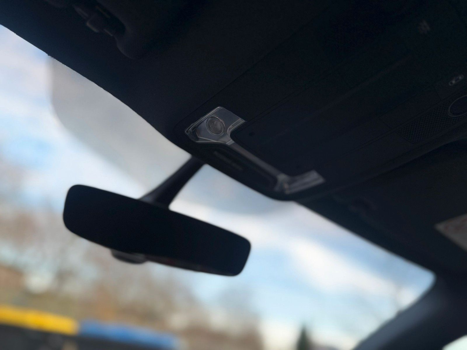 Audi Q2 QUATTRO 3x S-Line AMBIENTE NAVI PDC BLTH SHZ foto 20