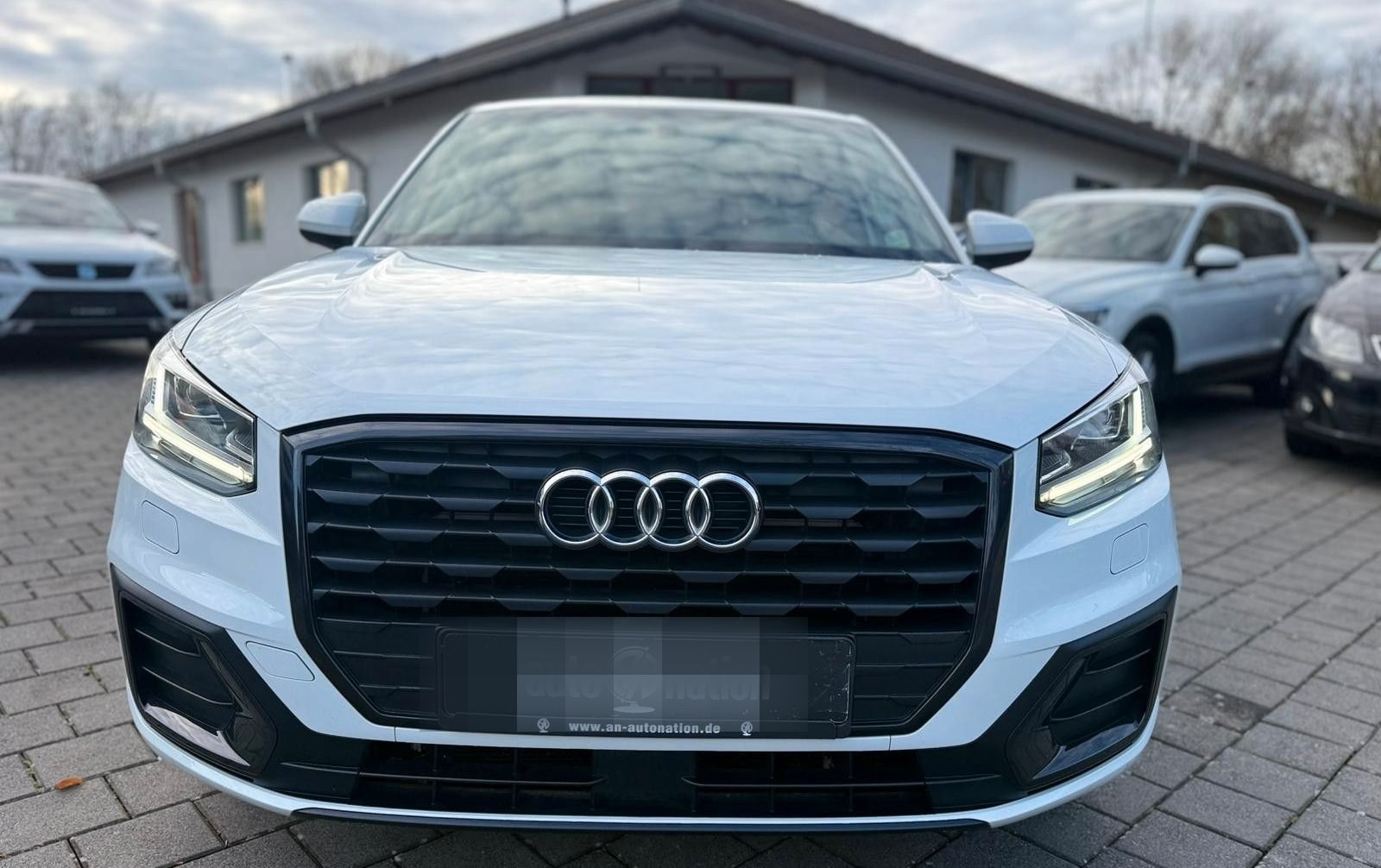 Audi Q2 QUATTRO 3x S-Line AMBIENTE NAVI PDC BLTH SHZ foto 3