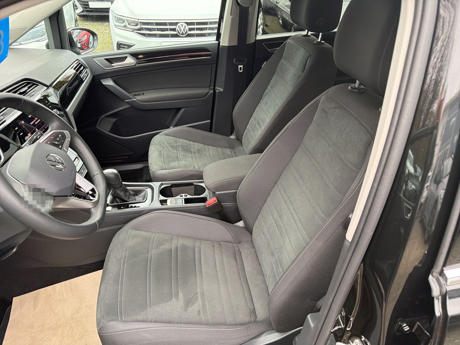 Volkswagen Touran Highline TSi DSG Navi AZV Kamera foto 6