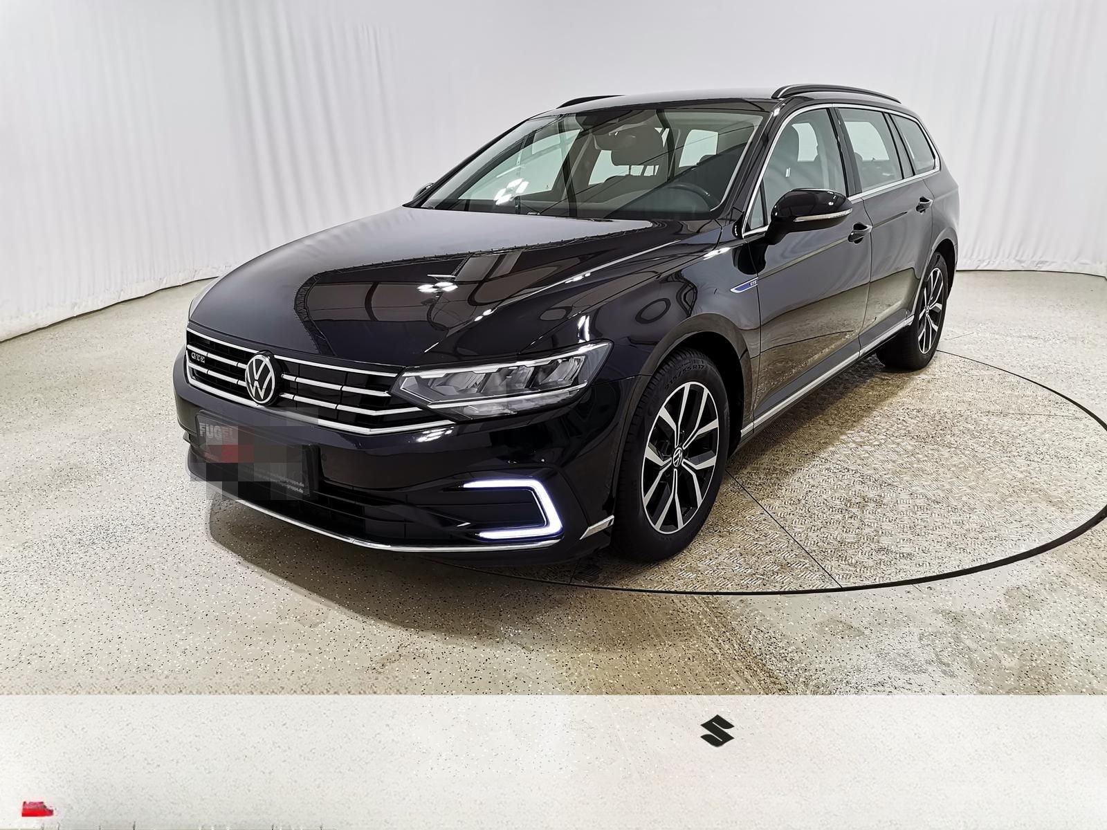 Volkswagen Passat Variant 1.4 TSI DSG GTE LED|Navi|ACC|Mass foto 1