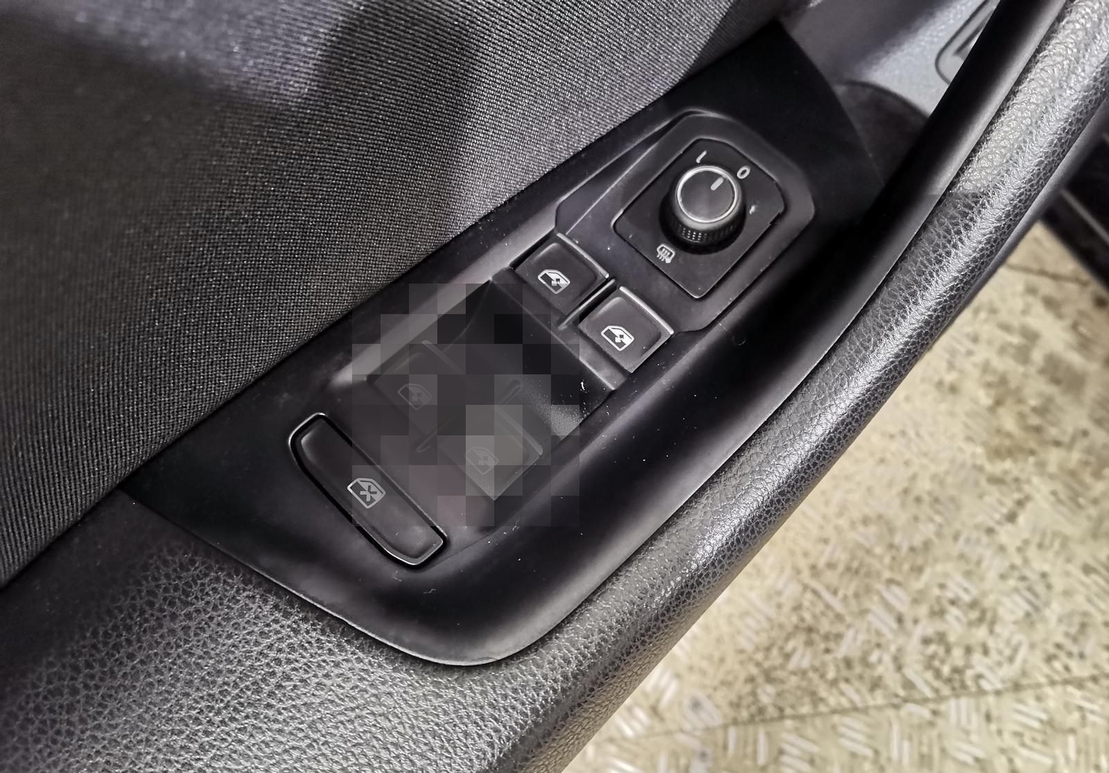 Volkswagen Passat Variant 1.4 TSI DSG GTE LED|Navi|ACC|Mass foto 11