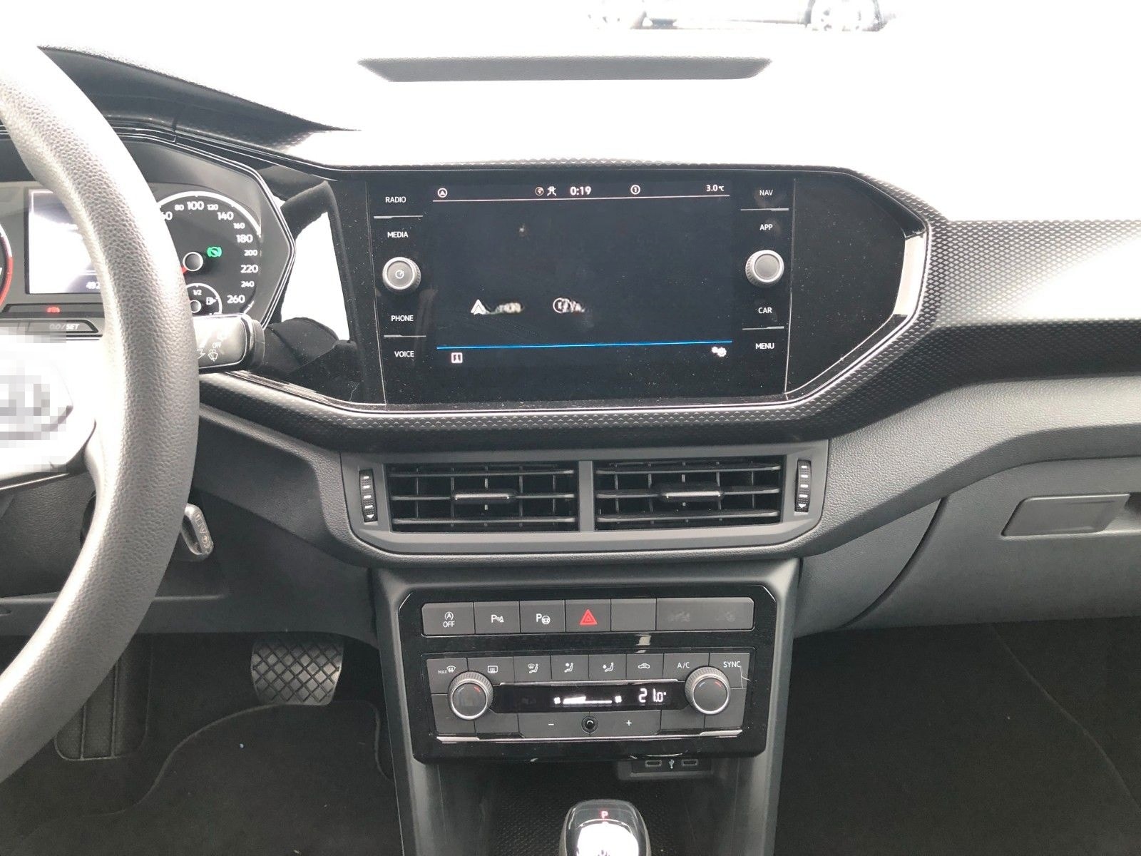 Volkswagen T-Cross Life/Automatik/R-Kamera foto 11