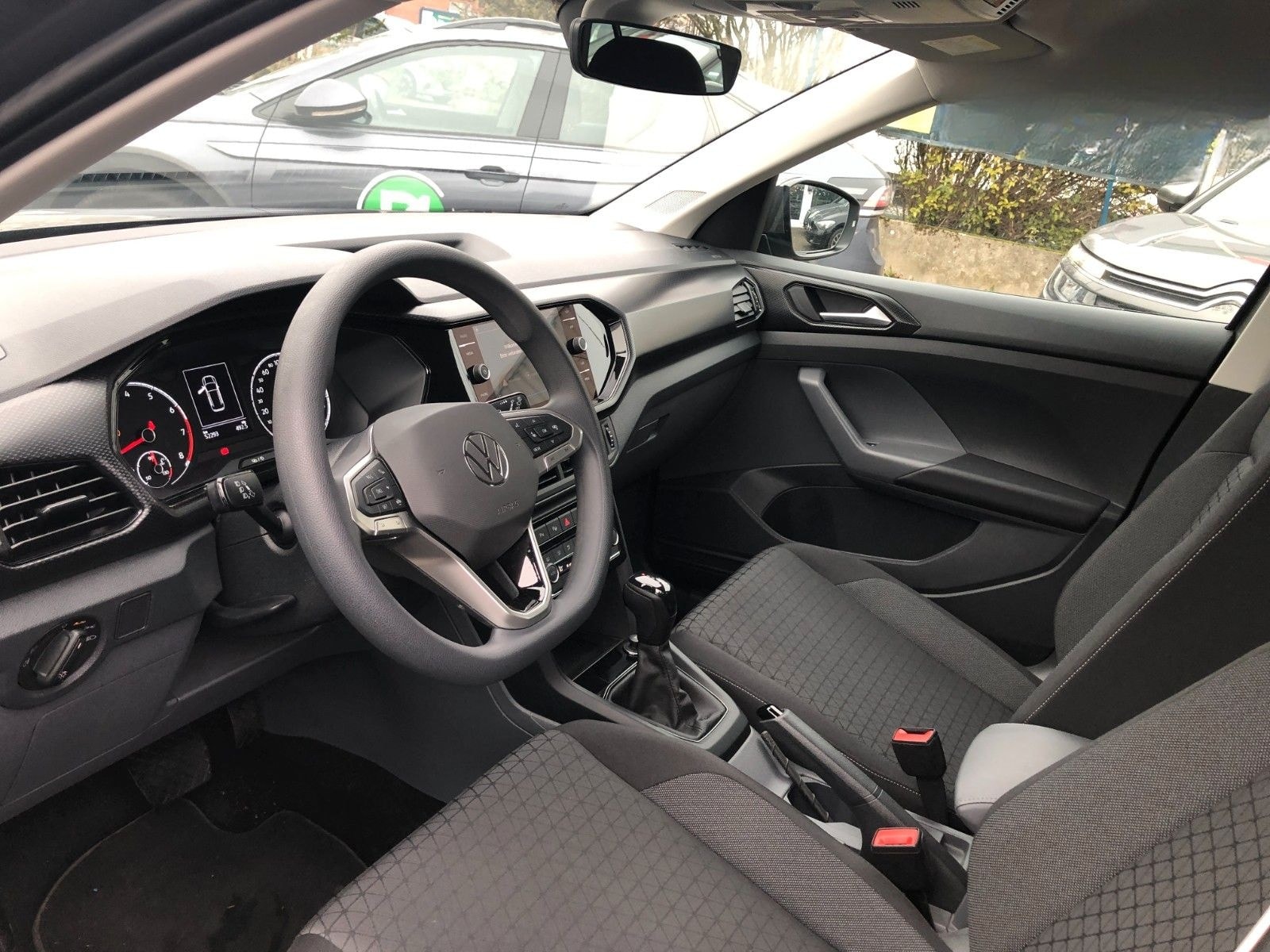 Volkswagen T-Cross Life/Automatik/R-Kamera foto 12