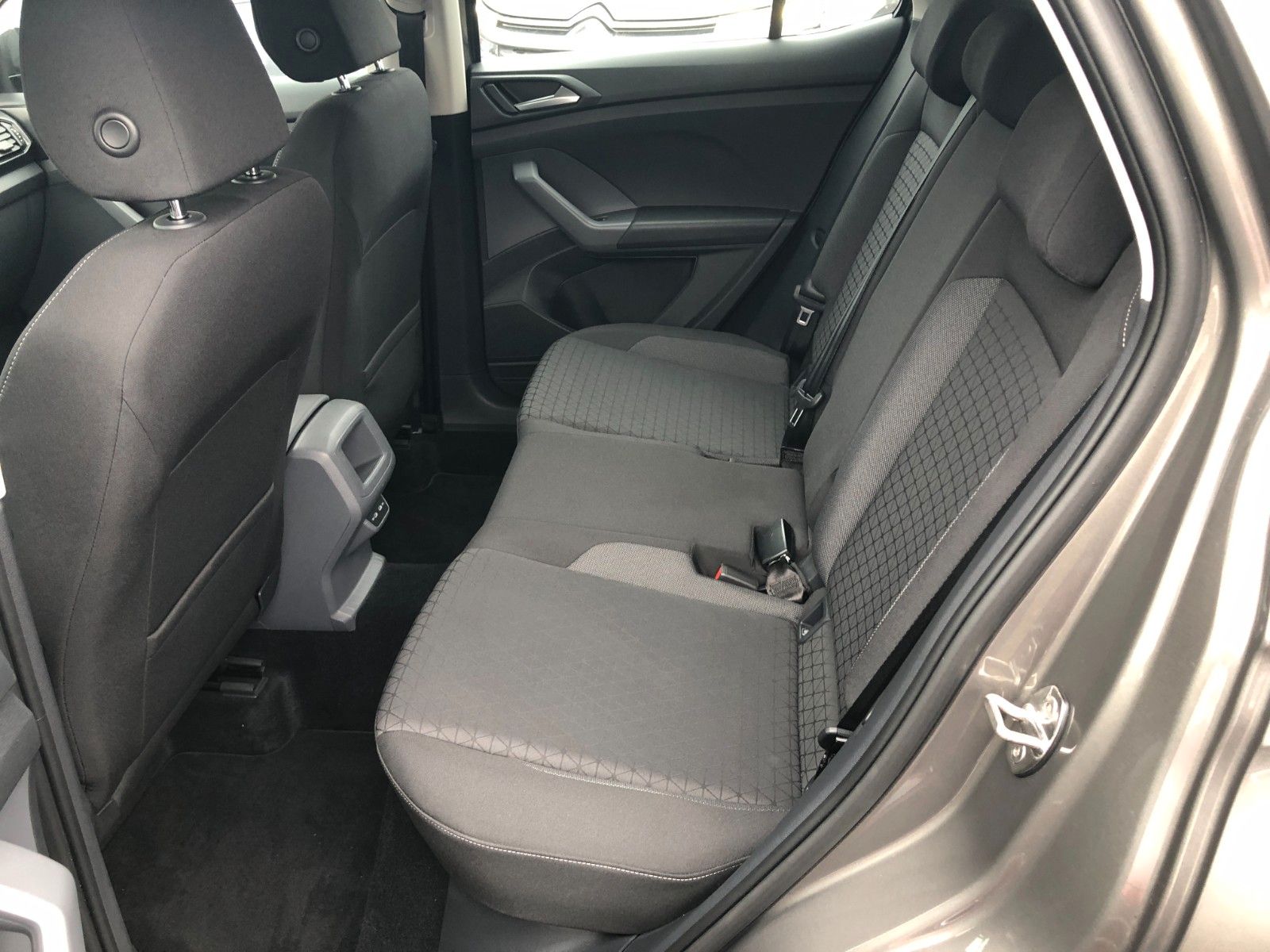 Volkswagen T-Cross Life/Automatik/R-Kamera foto 16