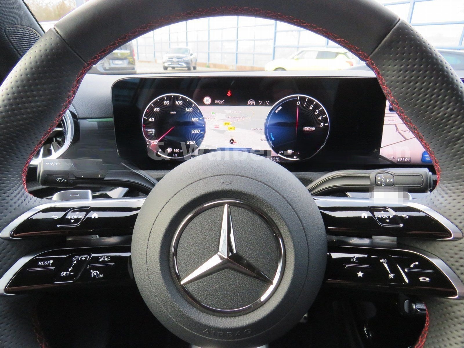 Mercedes-Benz A 250 e AMG Line Advanced Plus+MULTIB.+DISTR+AHK foto 17