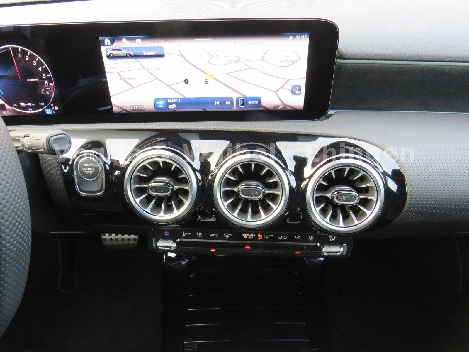 Mercedes-Benz A 250 e AMG Line Advanced Plus+MULTIB.+DISTR+AHK foto 18