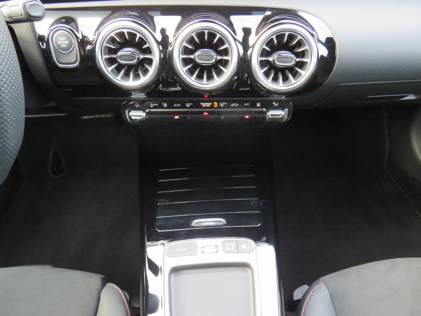 Mercedes-Benz A 250 e AMG Line Advanced Plus+MULTIB.+DISTR+AHK foto 21