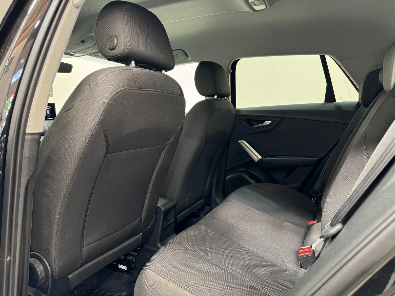 Audi Q2 35 TFSI 1.5/ACC/KAMERA/SHZ/PDC/NAVI/EHK/ALLW. foto 20