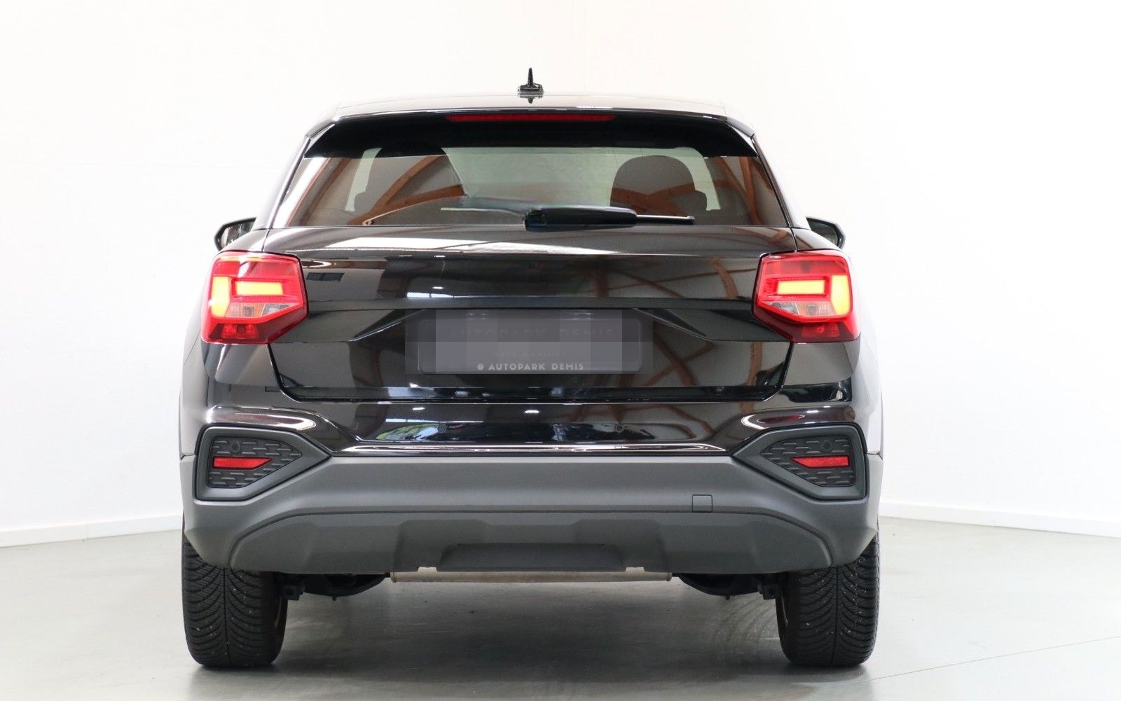 Audi Q2 35 TFSI 1.5/ACC/KAMERA/SHZ/PDC/NAVI/EHK/ALLW. foto 6