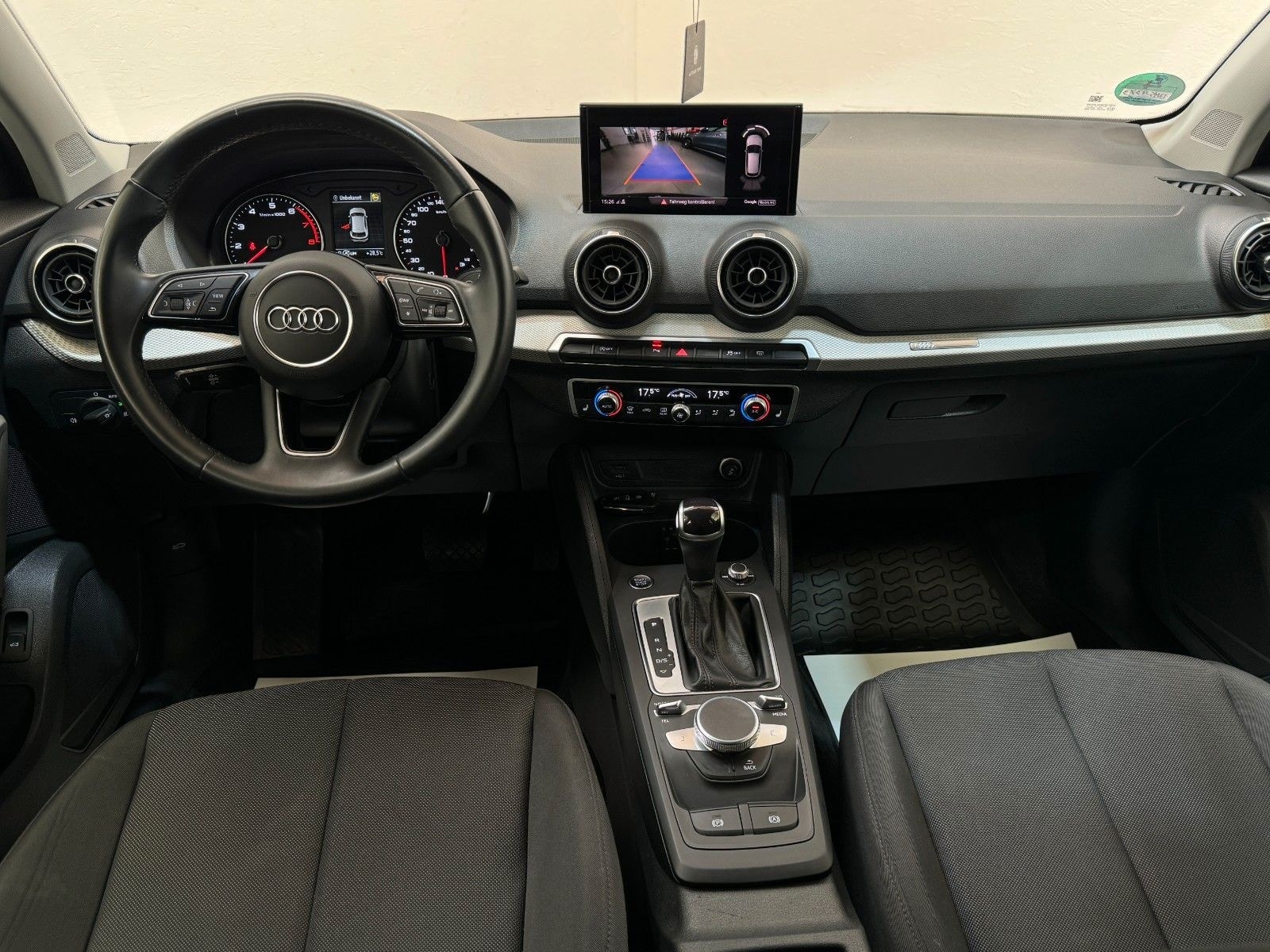 Audi Q2 35 TFSI 1.5/ACC/KAMERA/SHZ/PDC/NAVI/EHK/ALLW. foto 10