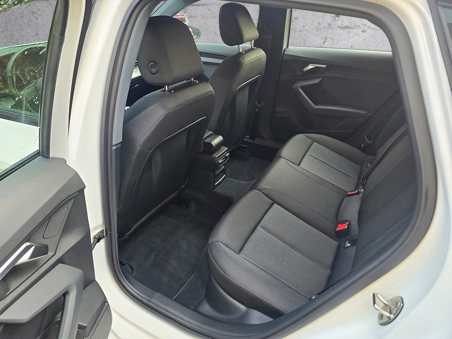 Audi A3 2.0 TDI Sportback Fahrschule/LED/ACC/Lane/DAB foto 11