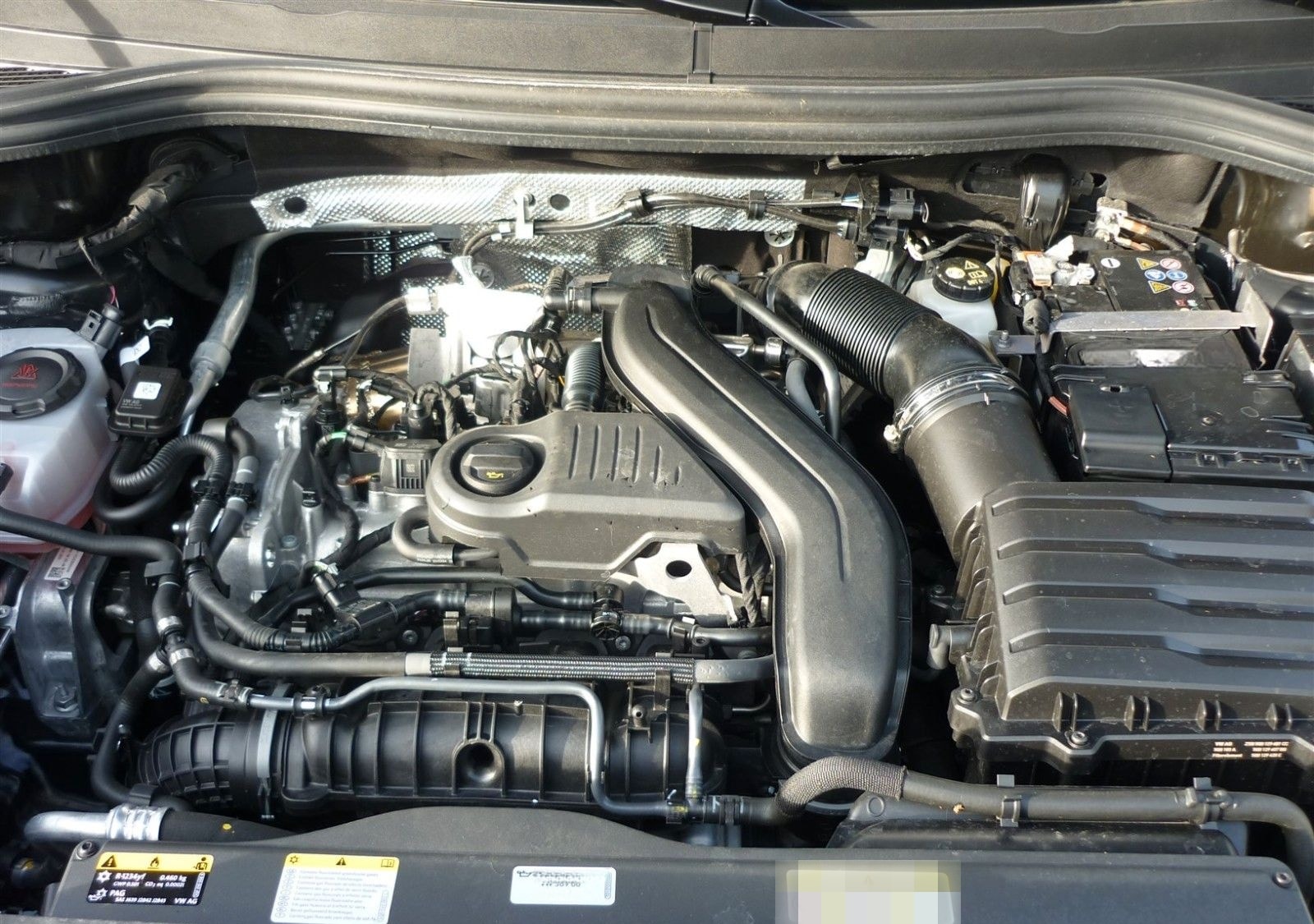 Volkswagen Tiguan 1.5 eTSI OPF DSG GOAL+AHK+Navi+Matrix+ACC foto 18