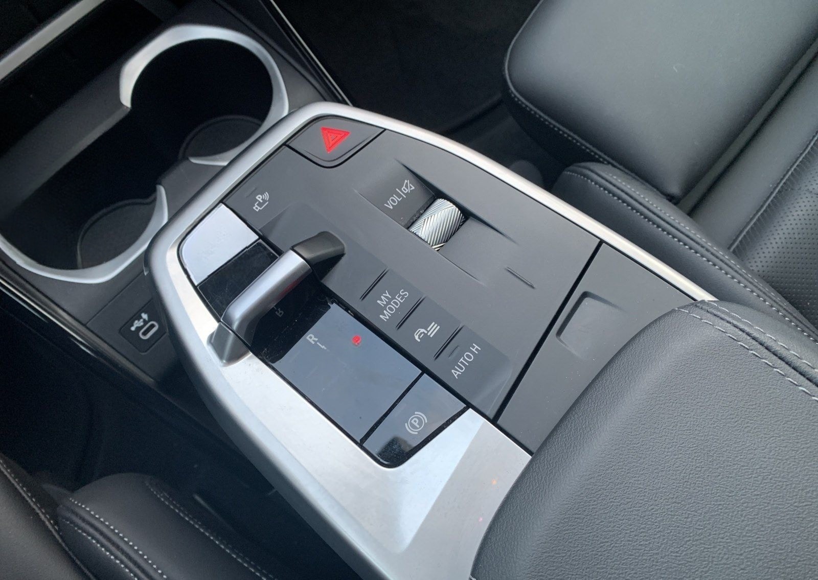 BMW iX1 xDrive30 xLine xLine | STANDHZ RFK HIFI LED foto 13