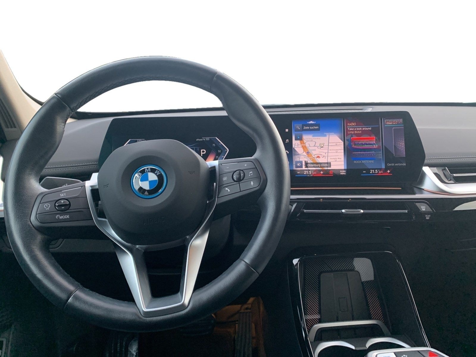 BMW iX1 xDrive30 xLine xLine | STANDHZ RFK HIFI LED foto 10