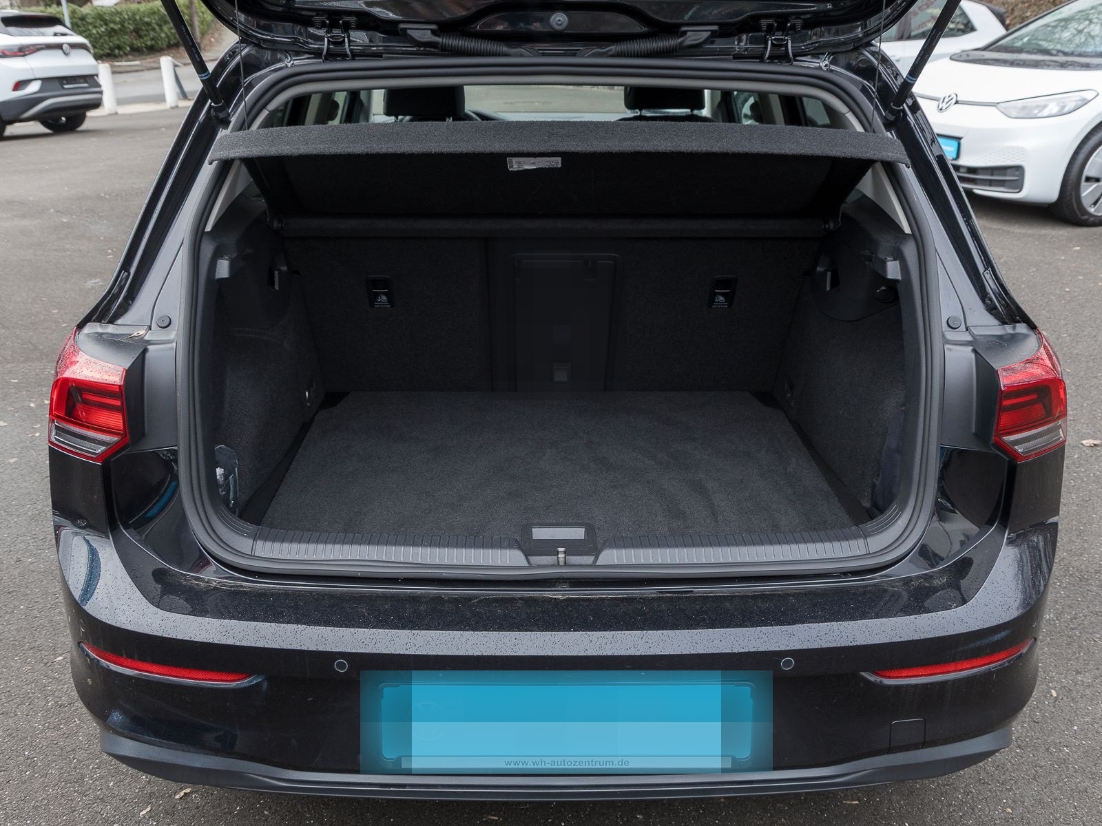 Volkswagen Golf VIII  1.5 l TSI Life NAVI LED GJ-REIFEN PRI foto 15