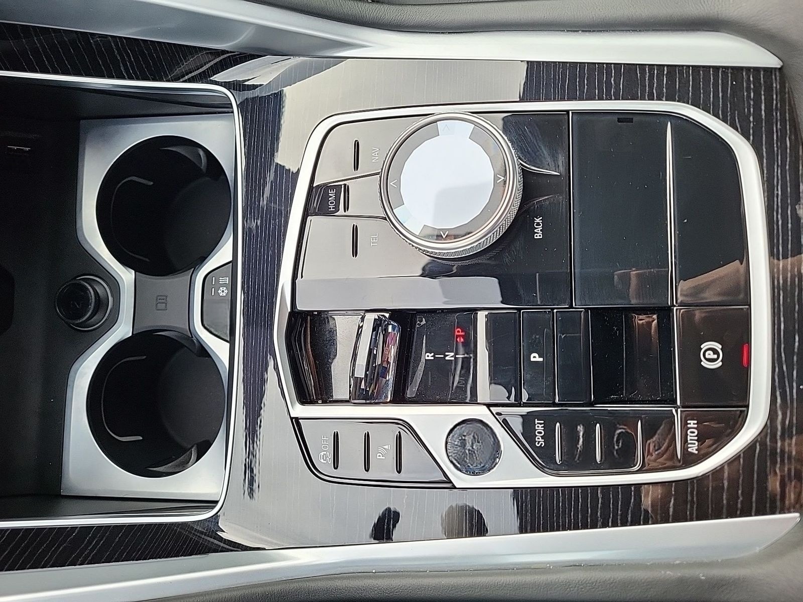 BMW X6 M60i xDrive M SPORT Massage Sitzbelüft Standh foto 12