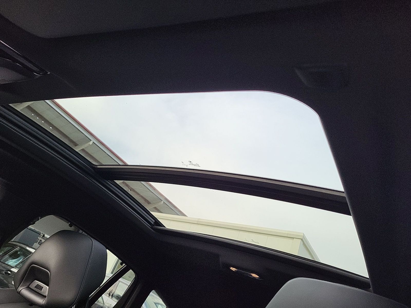 BMW X6 M60i xDrive M SPORT Massage Sitzbelüft Standh foto 13