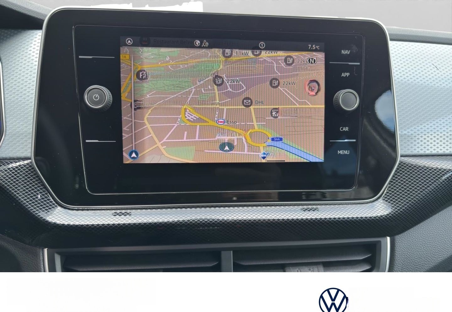 Volkswagen T-Cross 1.0 Life+SHZ+KLIMAAUT+LED+DAB+Navi+LEDER foto 13