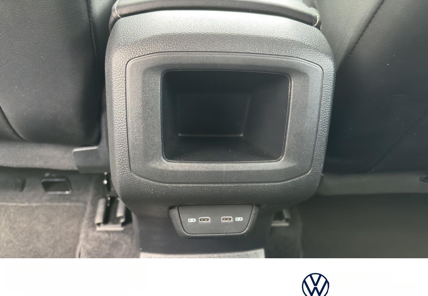 Volkswagen T-Cross 1.0 Life+SHZ+KLIMAAUT+LED+DAB+Navi+LEDER foto 17