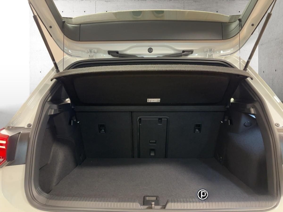 Volkswagen Golf 8 GTE 1.4 TSI DSG NAVI ACC SHZ PDC foto 17