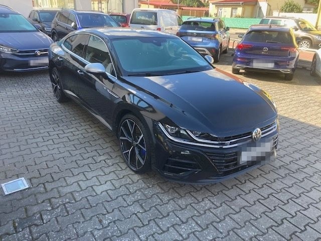 Volkswagen Arteon R 4Motion foto 4