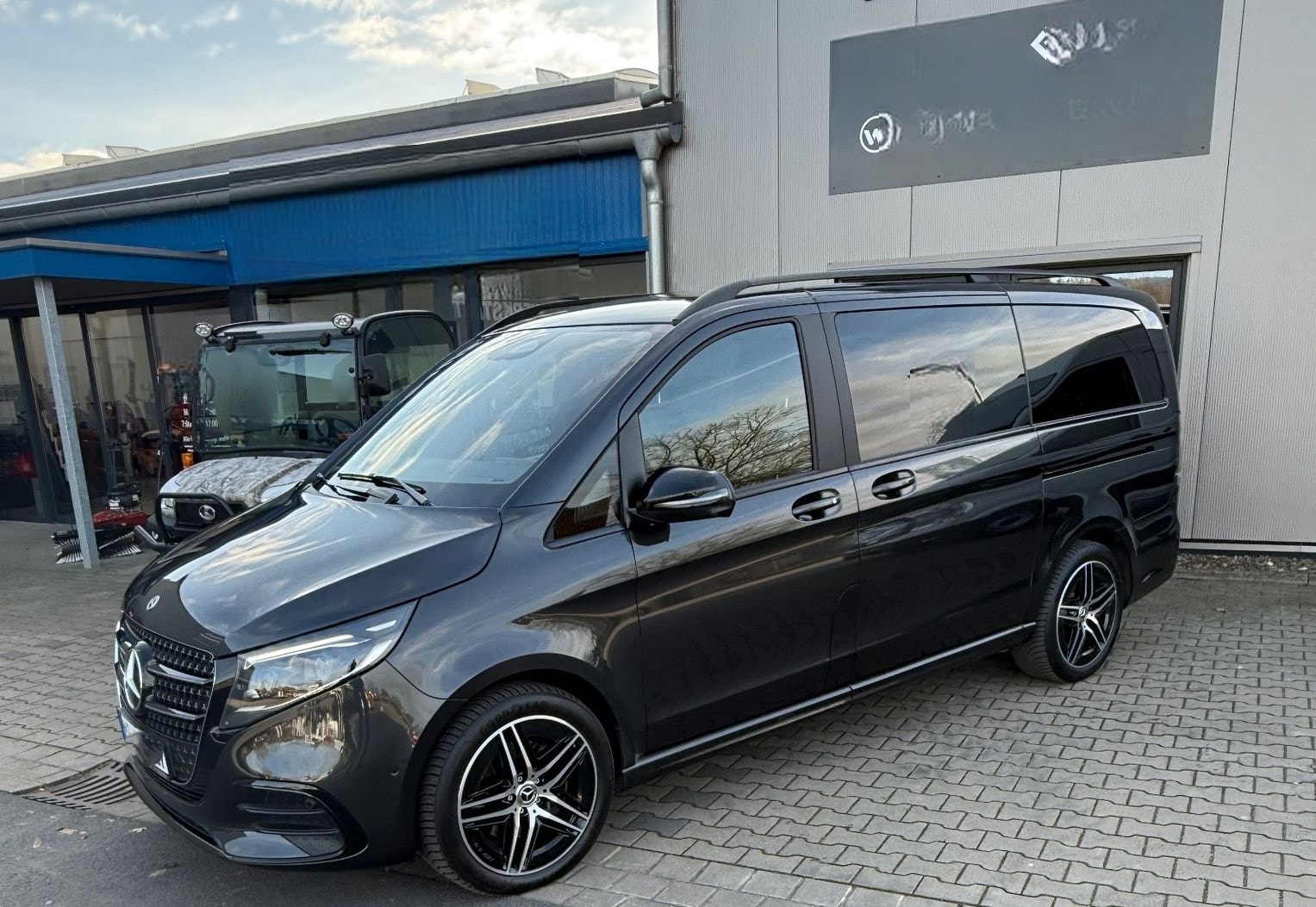 Mercedes-Benz V 300 d 4MATIC AVANTGARDE lang foto 3