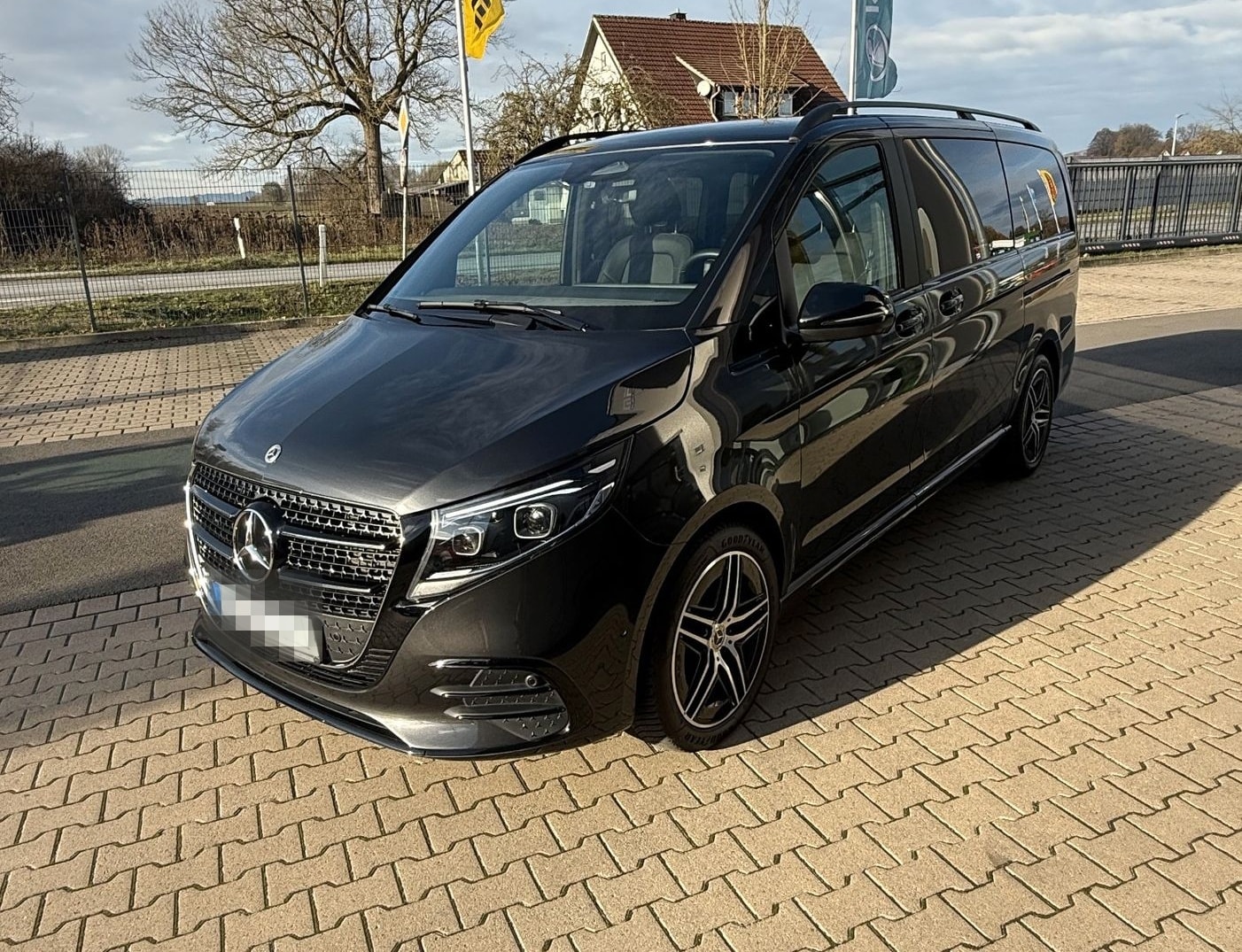 Mercedes-Benz V 300 d 4MATIC AVANTGARDE lang foto 6