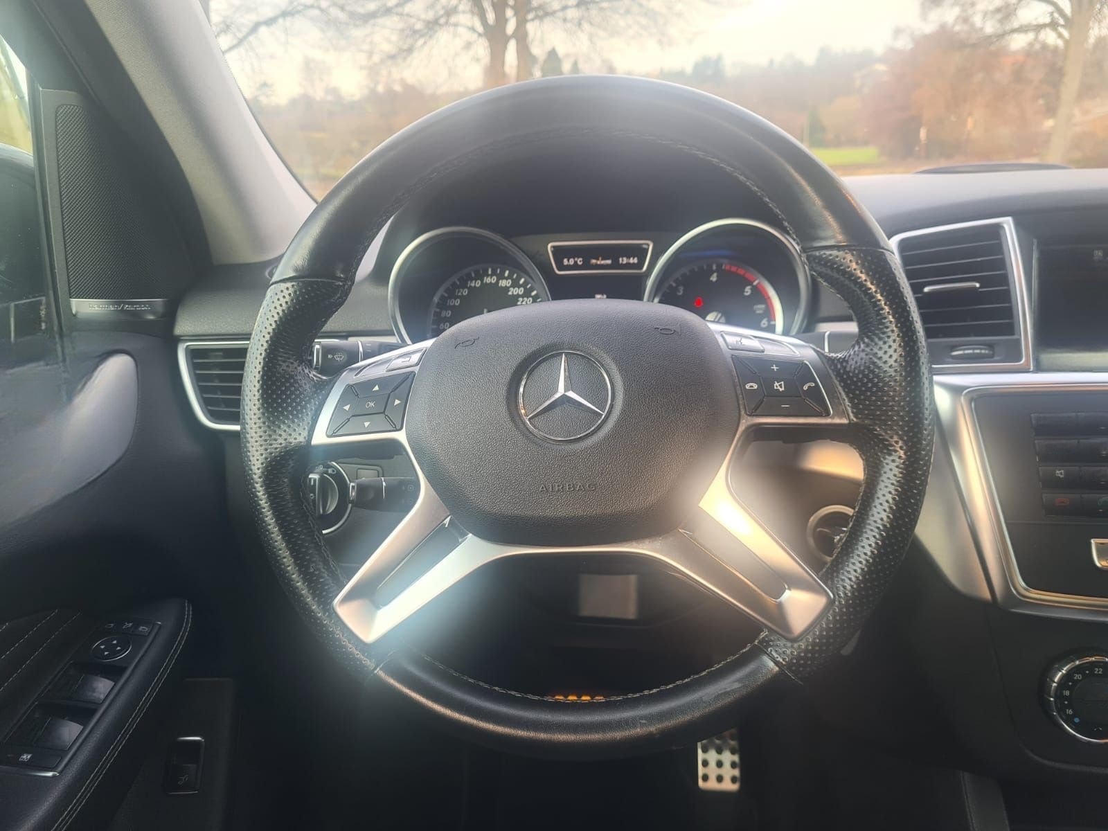 Mercedes-Benz ML 350  BlueTec AMG LINE foto 20